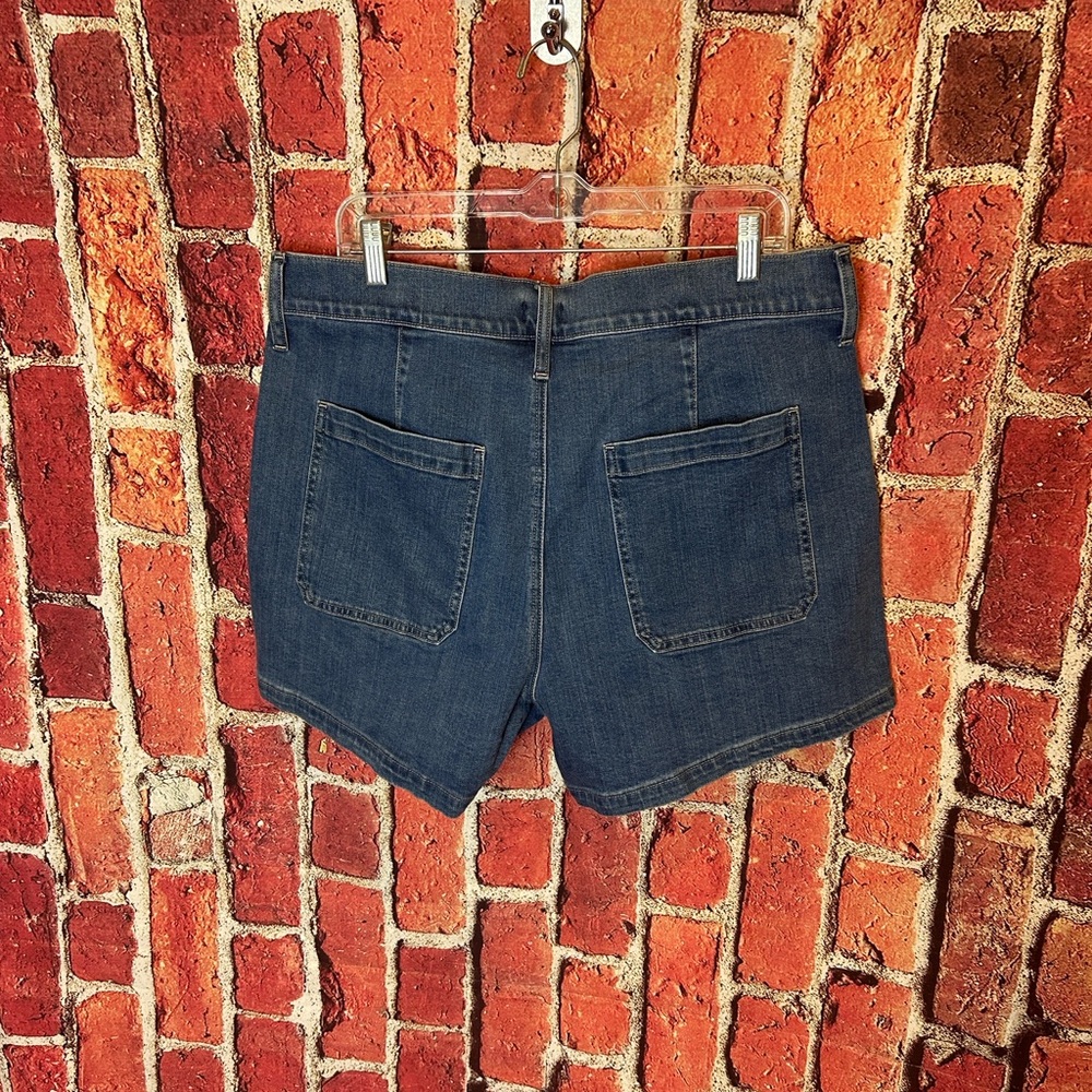 J.Crew Sailor Patch Pocket Denim Shorts – Size 31new with tags Brand: J.Crew - Picture 7 of 9